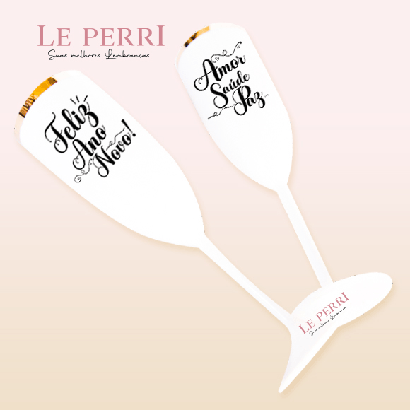 a imagem mostra duas taças de champanhe branca com frases personalizadas para festa de final de ano
